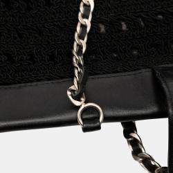 مملوكة مسبقًا Chanel Black CC Crochet Raffia Chain Tote