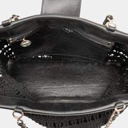 مملوكة مسبقًا Chanel Black CC Crochet Raffia Chain Tote