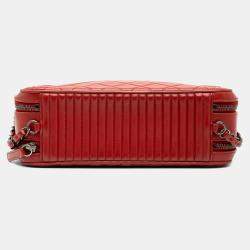 مملوكة مسبقًا Chanel Red Medium Quilted Lambskin Coco Boy Camera Bag