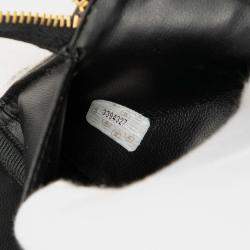 مملوكة مسبقًا حقيبة شانيل فانتي سوداء بيضاء سي سي من الفينيل وجلد العجل