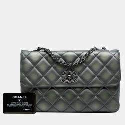 مملوكة مسبقًا حقيبة شانيل تريندي سي سي بقلاب جلد خروف معدني مبطن رمادية