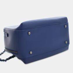 مملوكة مسبقًا حقيبة بولينغ شانيل "تريندي سي سي" جلد عجل متوسط أزرق