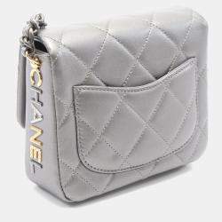 Pre Owned Chanel Matelasse Shoulder Bag Leather Silver