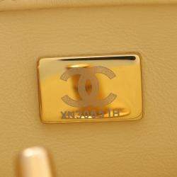 Pre Owned Chanel Matelasse Small Hobo Bag Shoulder Lambskin Sheepskin Yellow