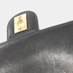 مملوكة مسبقًا Chanel Lambskin Shoulder Bag