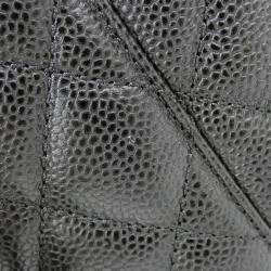 مملوكة مسبقًا حقيبة كتف شانيل جلد أسود