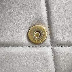 مملوكة مسبقًا Chanel Chain Wallet With Coco Mark And Matelasse Pattern 19 Lambskin