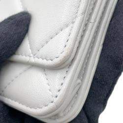 مملوكة مسبقًا Chanel Chain Wallet With Coco Mark And Matelasse Pattern 19 Lambskin