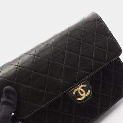 مملوكة مسبقًا حقيبة كتف شانيال مفردة ماتلاسي جلد لامبسكين سوداء