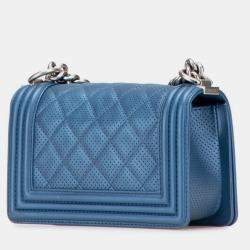 Pre Owned حقيبة كتف سلسلة علامة كوكو ماتيلّاسي بوي شانيل جلد مثقّب أزرق
