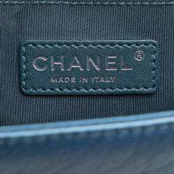 Pre Owned حقيبة كتف سلسلة علامة كوكو ماتيلّاسي بوي شانيل جلد مثقّب أزرق