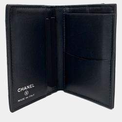 مملوكة مسبقًا Chanel Black Leather card wallet