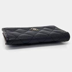 مملوكة مسبقًا حامل بطاقات شانيل جلد كافيار أسود