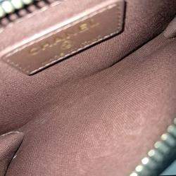 مملوكة مسبقًا حامل بطاقات شانيل جلد كافيار أسود