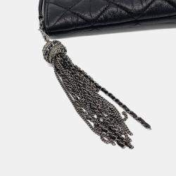 Pre Owned حقيبة كلتش شانيل جلد أسود متوسط جديد