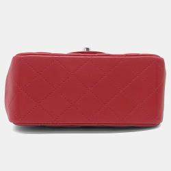 Pre Owned Chanel Red Lambskin Leather Lambskin Petit Sac Crossbody Bag