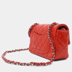 مملوكة مسبقًا Chanel Red Patent Leather Patent Classic New Mini Crossbody Bag