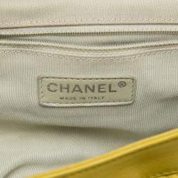 مملوكة مسبقًا Chanel Yellow CC Quilted Lambskin Chain Around Flap