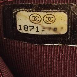 مملوكة مسبقًا Chanel CC Black Quilted Caviar Leather French Wallet