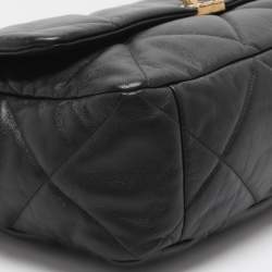 مملوكة مسبقًا حقيبة شانيل ماكسي 19 جلد أسود مبطن بقلاب