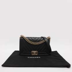 Pre Owned حقيبة شانيل بوي جلد أسود مبطن متوسطة بقلاب