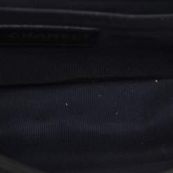 Pre Owned حقيبة شانيل بوي جلد أسود مبطن متوسطة بقلاب