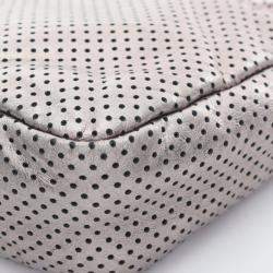 مملوكة مسبقًا حقيبة شانيل معدنية مثقوبة جلدية بقلابة 2.55 للكتف