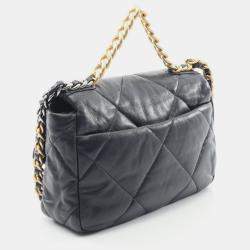 مملوكة مسبقًا حقيبة كتف شانيل 19 جلد أزرق بحري