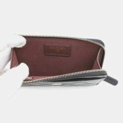 مملوكة مسبقًا حافظة بطاقات شانيل شعار سي سي مفرغ جلد كافيار أسود