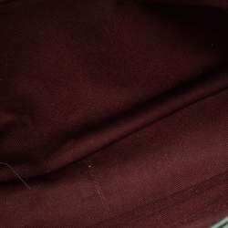 مملوكة مسبقًا حقيبة شانيل قلاب حضري مرقع جلد مبطن وأصلة CC أخضر داكن