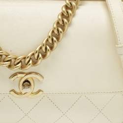 مملوكة مسبقًا حقيبة شانيل كوكو لوكس صغيرة جلد مبطن أبيض عاجي بغطاء