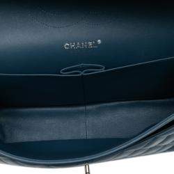 مملوكة مسبقًا Chanel Blue Jumbo Classic Lambskin Double Flap