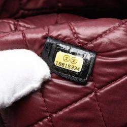 مملوكة مسبقًا Chanel Black Large Quilted Lambskin O Case Clutch