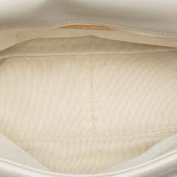 مملوكة مسبقًا Chanel White Large Lambskin 19 Flap