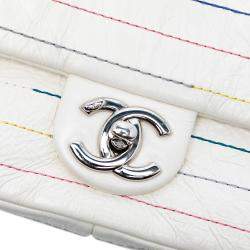Pre Owned Chanel White Distressed Calfskin Straight Line Stitch Flap