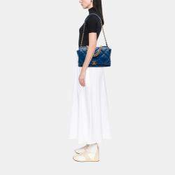 مملوكة مسبقًا Chanel Blue Maxi Lambskin 19 Flap