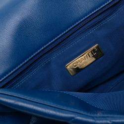 مملوكة مسبقًا Chanel Blue Maxi Lambskin 19 Flap