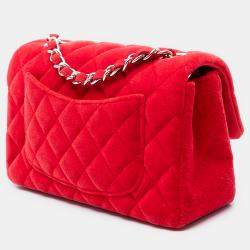 Pre Owned حقيبة شانيل "ميني كلاسيك" قماش مخمل أحمر بقلاب مفرد