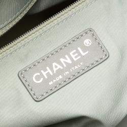 مملوكة مسبقًا Chanel Paris Biarritz Quilted Canvas Fluo Duffle Bag