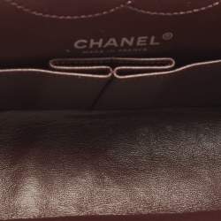 مملوكة مسبقًا Chanel Lucky Charm Reissue 2.55 Classic 225 Dark Burgundy Aged Quilted Leather Flap Bag