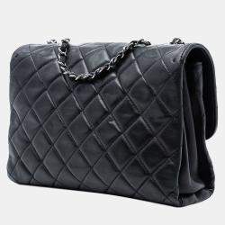 مملوكة مسبقًا Chanel Black Small Quilted Lambskin Coco Loop Flap