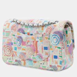 مملوكة مسبقًا مظلة شانيل جلد أبيض متوسط مطبوع مبطن ذو قلاب مزدوج