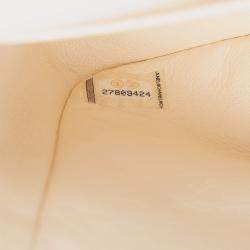 مملوكة مسبقًا مظلة شانيل جلد أبيض متوسط مطبوع مبطن ذو قلاب مزدوج