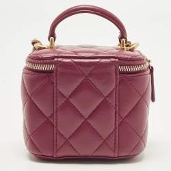 مملوكة مسبقًا Chanel Vanity Case Mini Pink Quilted Leather Chain Bag