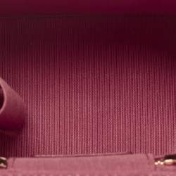مملوكة مسبقًا Chanel Vanity Case Mini Pink Quilted Leather Chain Bag