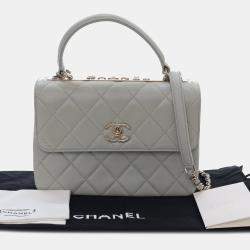 Pre Owned حقيبة من شانيل بيد علوية وغطاء شعار سي سي جلد الحمل صغيرة