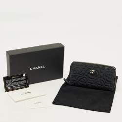 Pre Owned Chanel CC Black Camelia Embossed Leather Zip Around Wallet