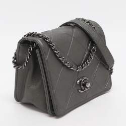 مملوكة مسبقًا Chanel Propeller Mini Metallic Grey Leather Flap Bag