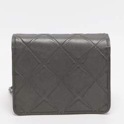 مملوكة مسبقًا Chanel Propeller Mini Metallic Grey Leather Flap Bag