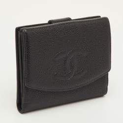 Pre Owned Chanel Black Caviar Leather CC Interlocking Compact Wallet